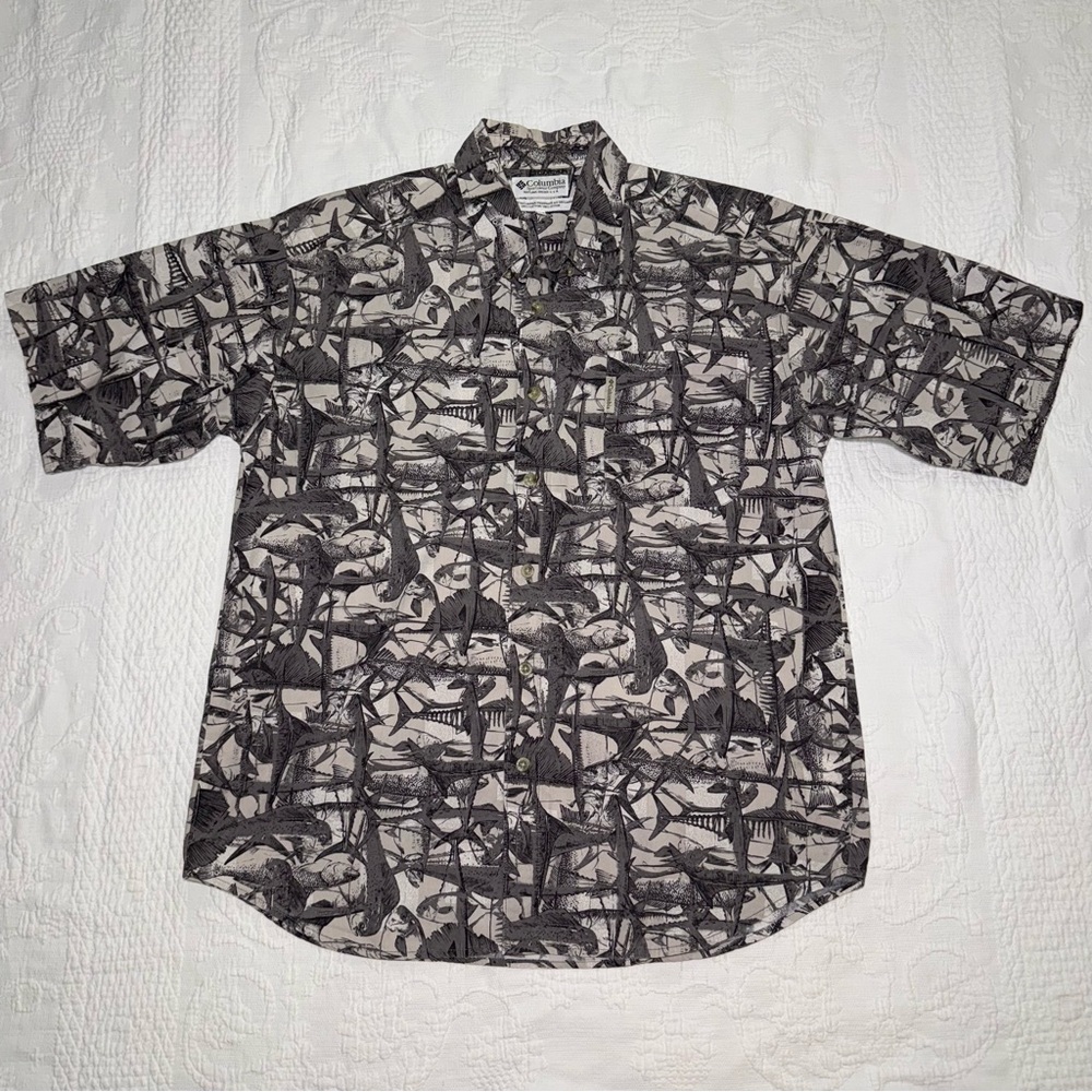 Columbia Sportswear Company Men's Fish Shirt 100% Cotton Medium Trout Bass